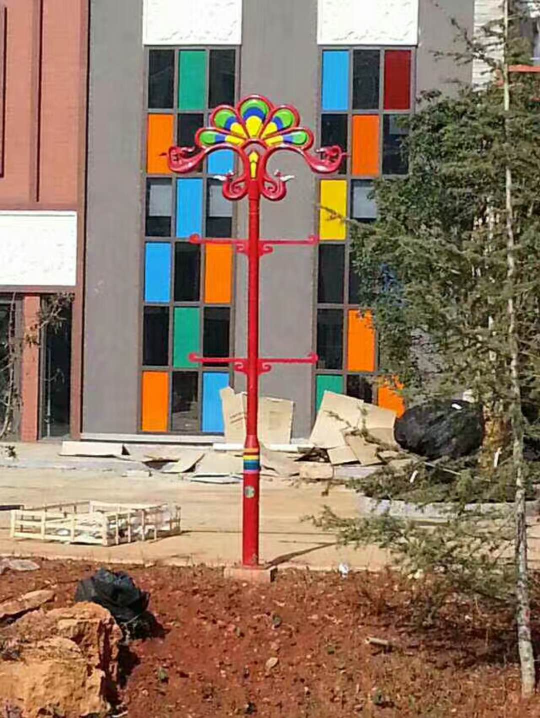 【華可案例】：云南昆明180套led庭院燈到達工地！